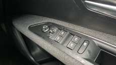 Peugeot 3008 1.6 Hybrid 180 Active Premium+ 5dr e-EAT8 Estate